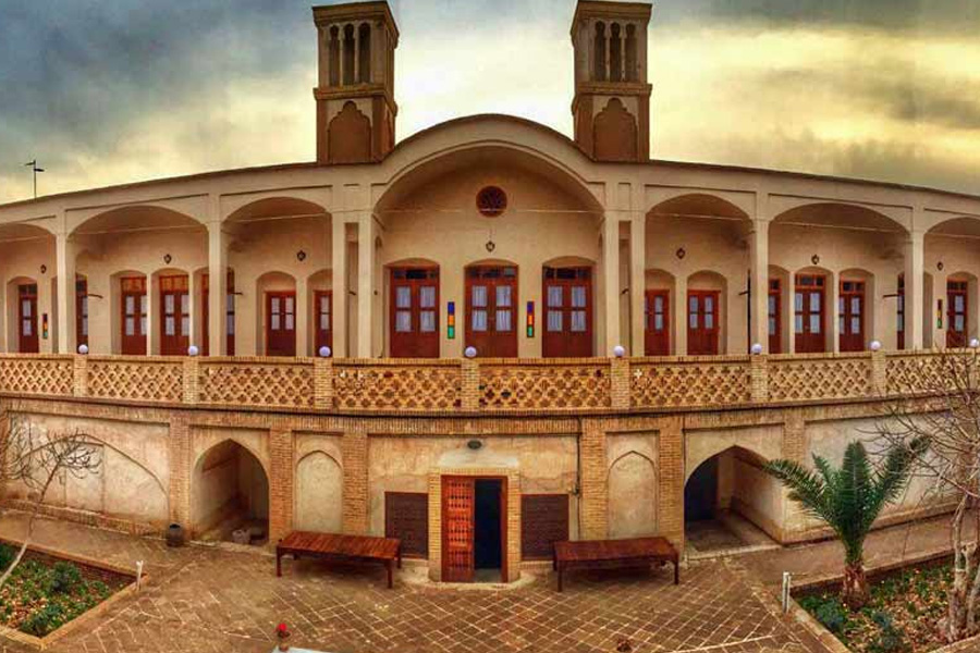 آران و بیدگل با تلفیق طبیعت، فرهنگ و توسعه پایدار، به مقصد برتر گردشگری کویری ایران بدل میشود.