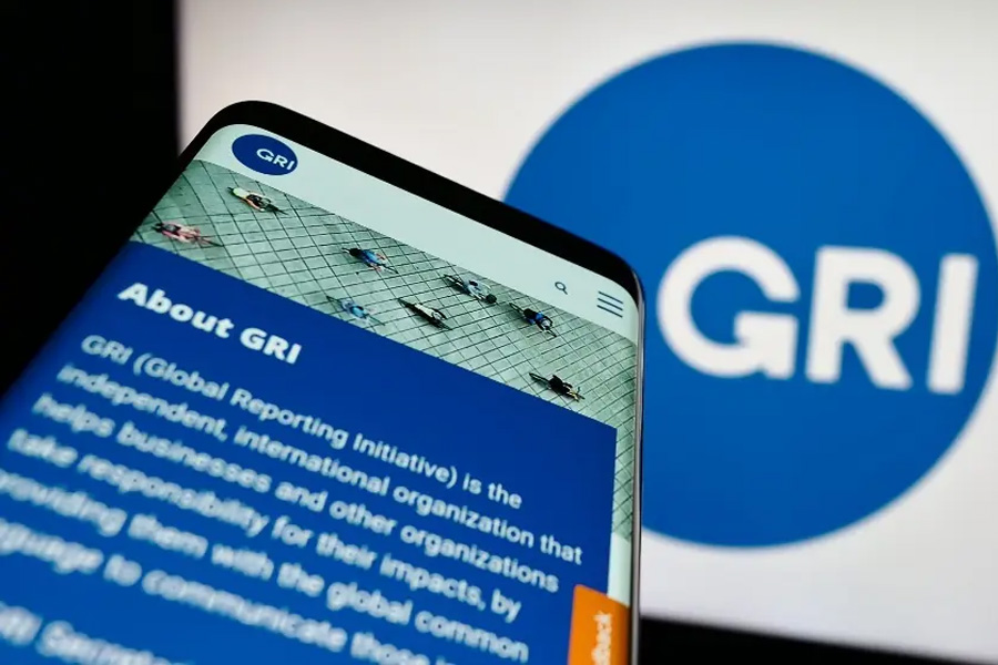 GRI با معرفی چکلیست «Integrity Matters» ابزار تازهای برای همسوسازی گزارشدهی اقلیمی شرکتها با راهنمای خالصصفر سازمان ملل ارائه کرد تا اعتبار تعهدات و برنامههای گذار اقلیمی تقویت شود.