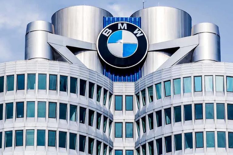 BMW در مسیر «۶۰ میلیون تُن»؛ سرعت‌گیری غول آلمانی در بزرگراهِ کربن‌زدایی